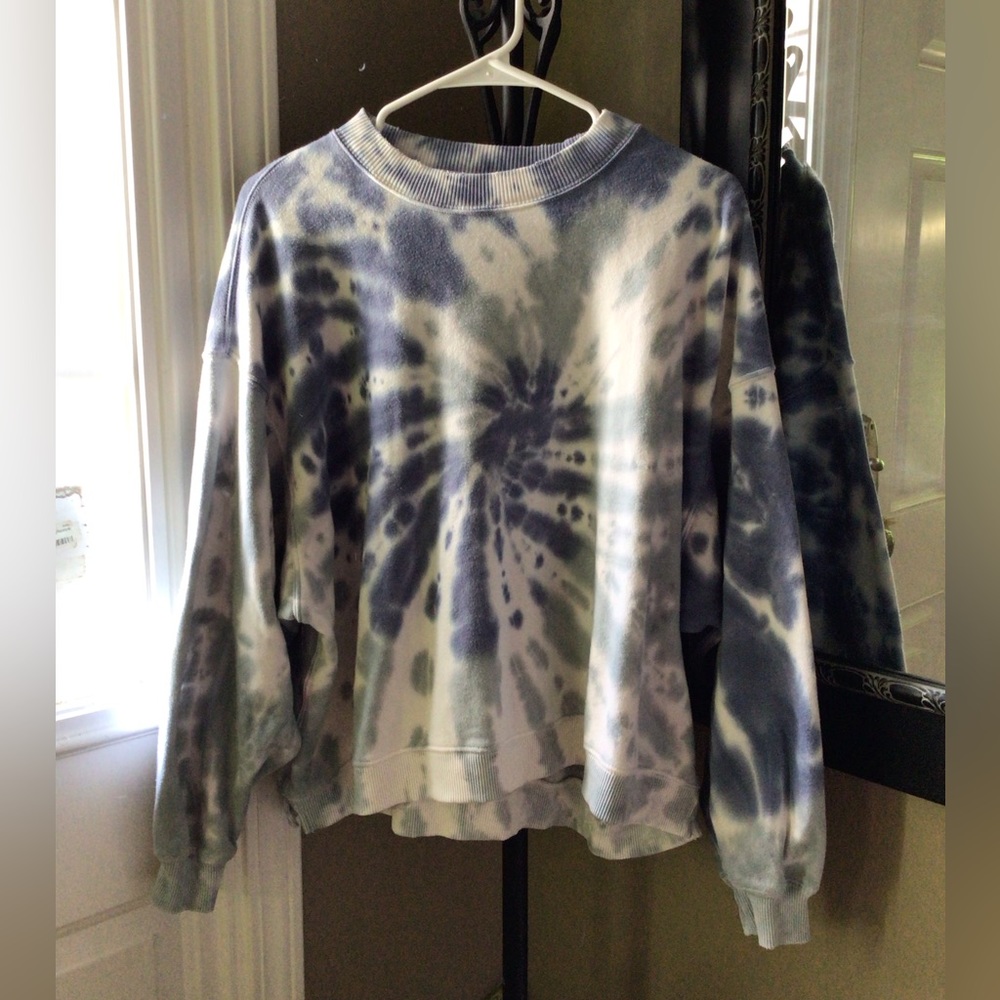 American Eagle Oversized Sweatshirt Small